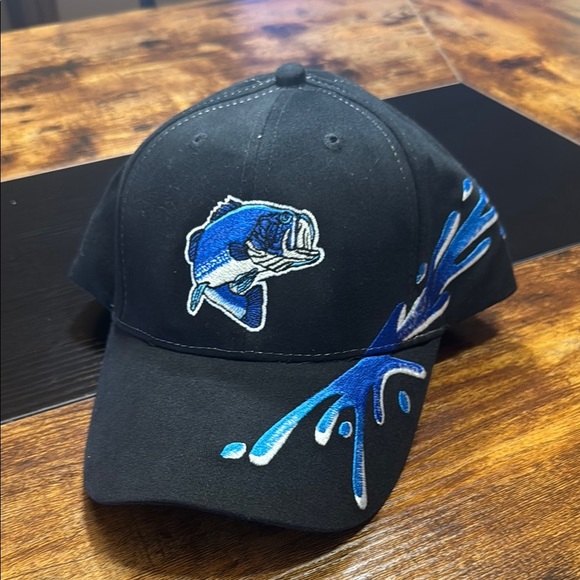 OTTO Black and Blue Fish Embroidered Hat

NWOT - Picture 1 of 2